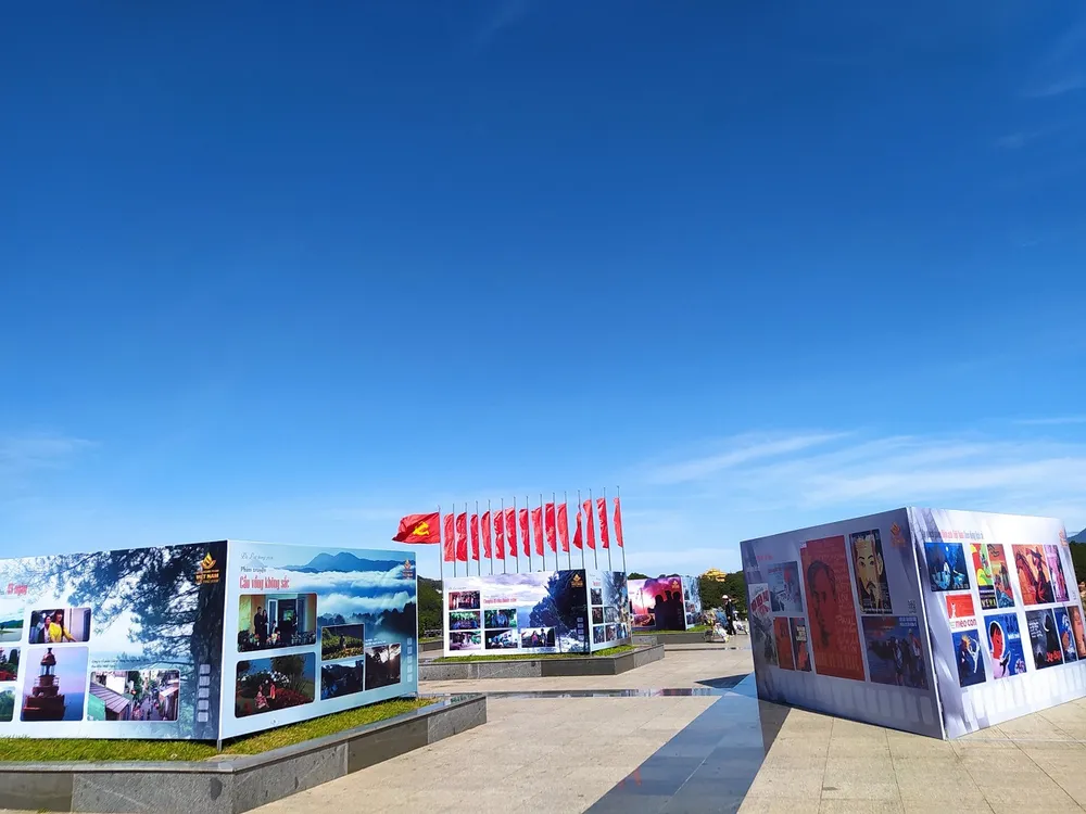 Toàn cảnh không gian triển lãm &quot;Đà Lạt - Khơi nguồn cảm hứng điện ảnh&quot;