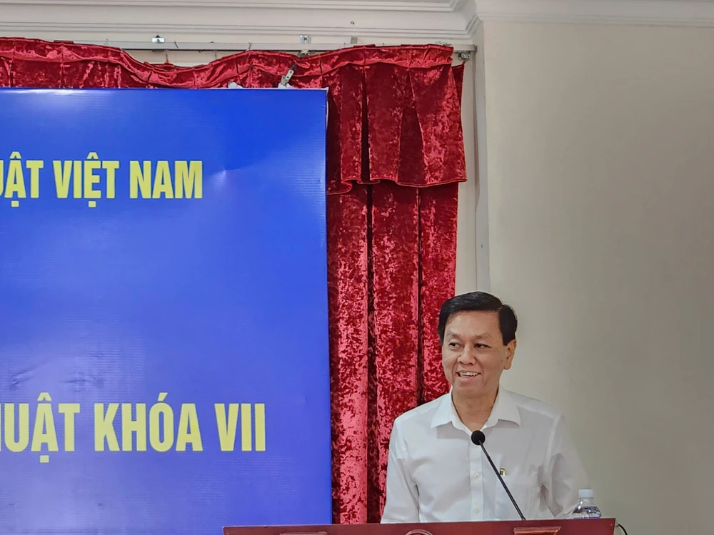 Đồng chí Nguyễn Thọ Truyền đánh giá cao ý nghĩa của trại viết lần này ly luan phe binh 2.jpg