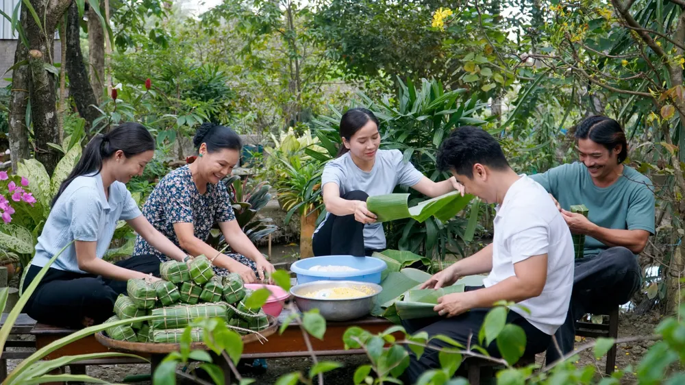 cho tet tinh que 1.jpg