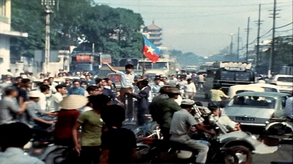 Những hình ảnh tư liệu quý xuất hiện trong bộ phim mua thu khai hoan 2.jpg