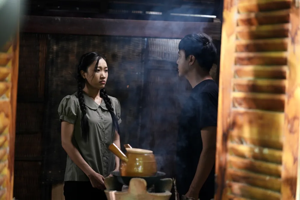 Hình ảnh khác lạ của Lê Thu trong Lưới tình. Ảnh: ĐPCC le thu luoi tinh 1.jpeg
