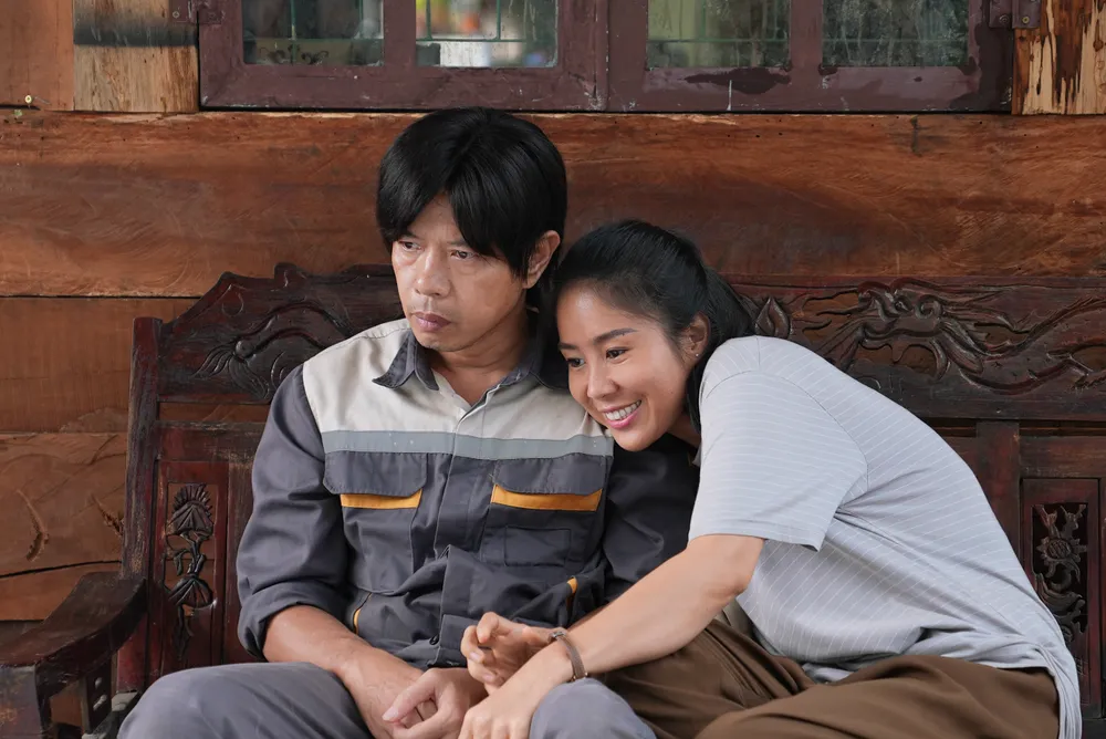 Lê Phương và Thái Hòa lần đầu làm vợ chồng trên màn ảnh nhỏ le phuong.jpg