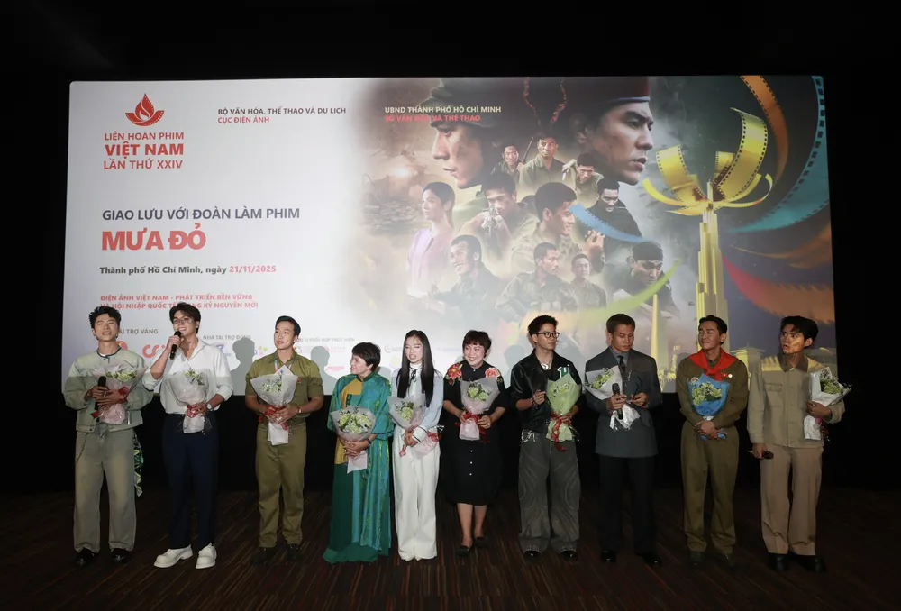 giao luu mua do 2.jpg