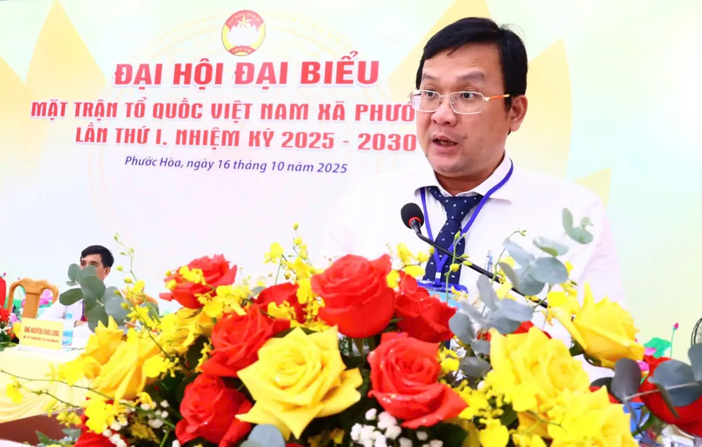 Ông Phan Hồng Ân phát biểu tại đại hội ÔNG ÂN PHÁT BIỂU.jpg