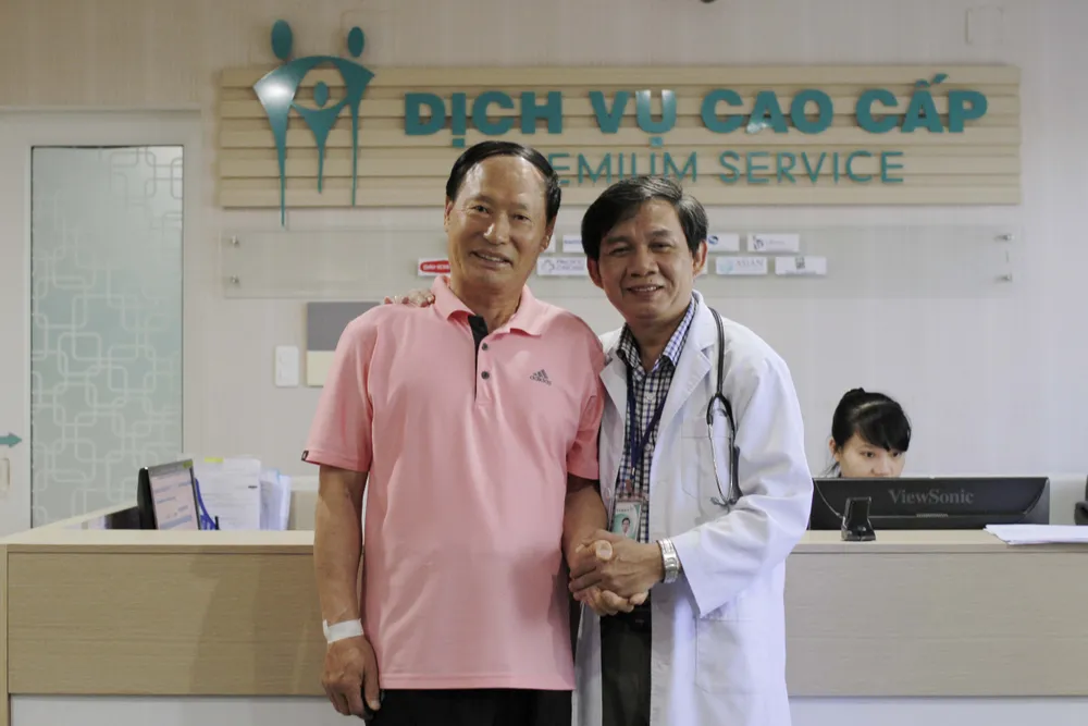 Cứu sống một du khách Hàn Quốc bị nhồi máu cơ tim tối cấp  ảnh 1