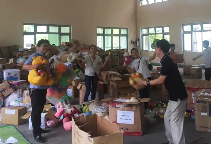 “Ngày yêu thương”, quyên góp hỗ trợ học sinh nghèo miền núi Quảng Nam ảnh 3