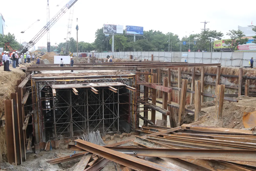 Đà Nẵng: Tiến độ thi công hầm chui Nguyễn Tri Phương - Điện Biên Phủ chậm 1,5 tháng ảnh 3 Đà Nẵng: Tiến độ thi công hầm chui Nguyễn Tri Phương - Điện Biên Phủ chậm 1,5 tháng ảnh 3