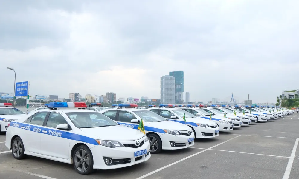 Lực lượng CSGT ra quân đảm bảo trật tự ATGT tại Tuần lễ cấp cao APEC  ảnh 5