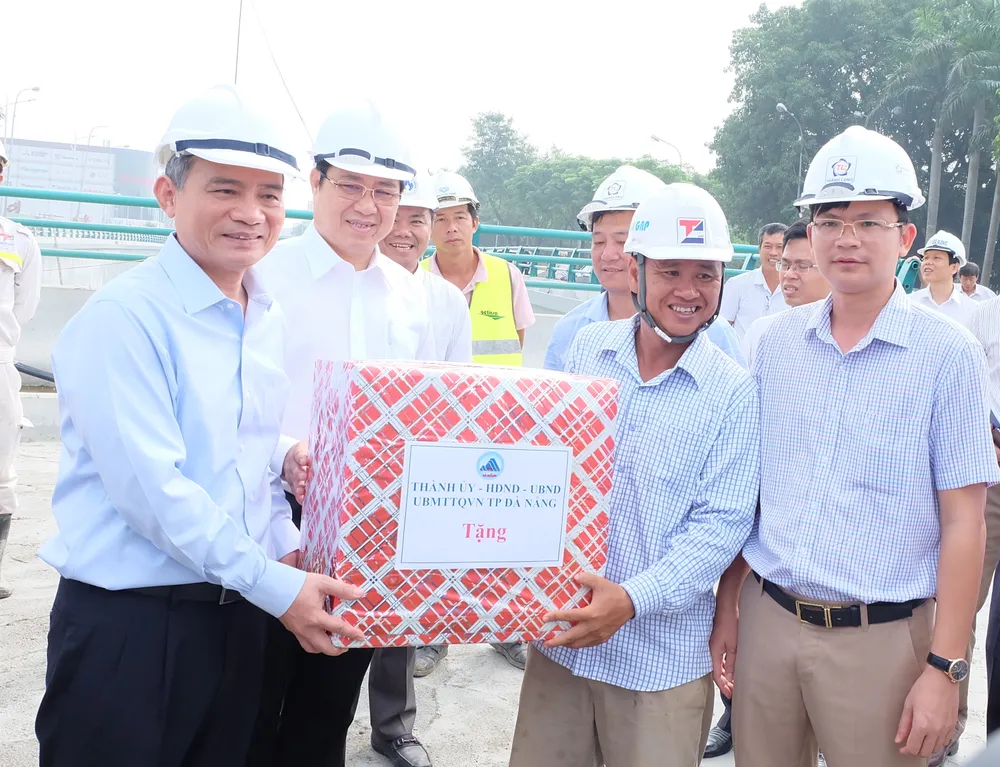 VIDEO: Hầm chui Nguyễn Tri Phương - Điện Biên Phủ sẽ đưa vào sử dụng sáng 30-10  ảnh 2