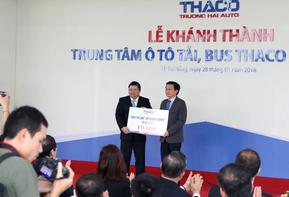 Đà Nẵng khai trương mô hình trung tâm ô tô tải, bus kiểu mẫu đầu tiên cả nước ảnh 4