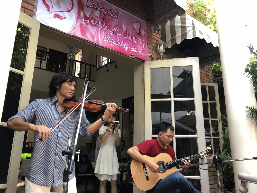 “Ly cà phê yêu thương” - hành trình kết nối trái tim  ảnh 3