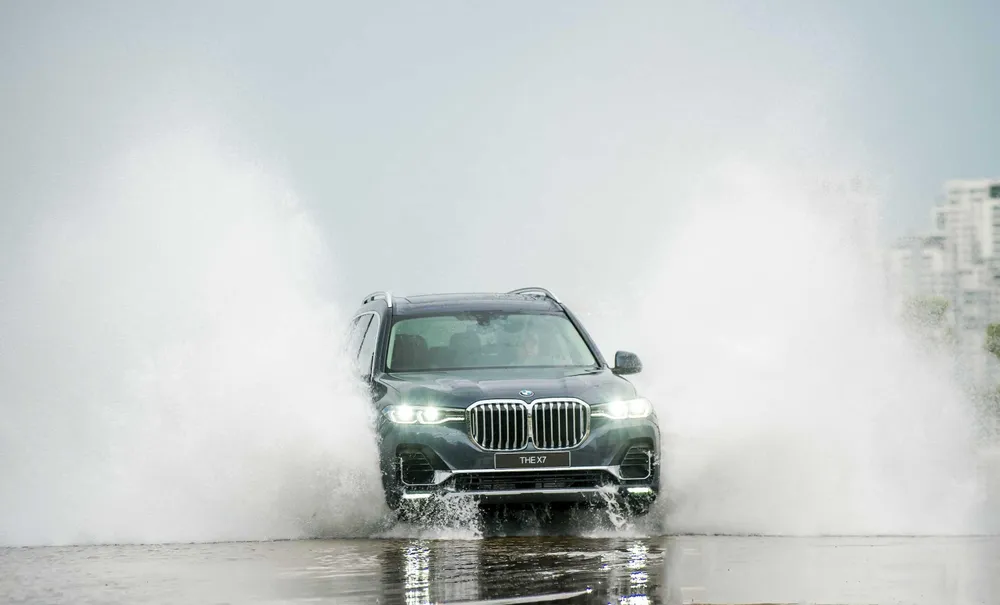 BMW X7 hoàn toàn mới chính thức ra mắt tại Việt Nam ảnh 4 BMW X7 hoàn toàn mới chính thức ra mắt tại Việt Nam ảnh 4