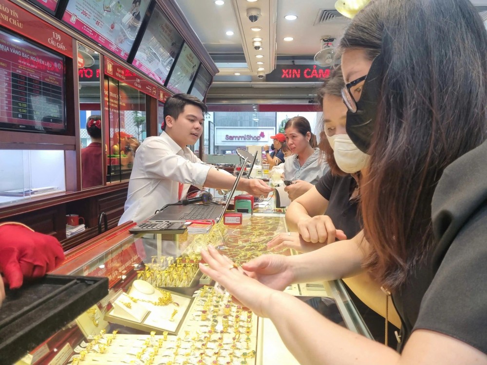第二季度越南珠宝黄金需求同比下降20%。 2.jpg