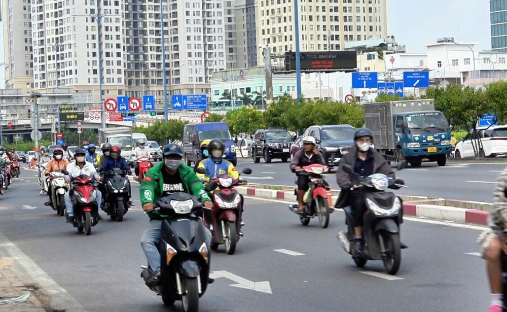 民众仍在寻找将燃油车转换为电动车的合适措施。