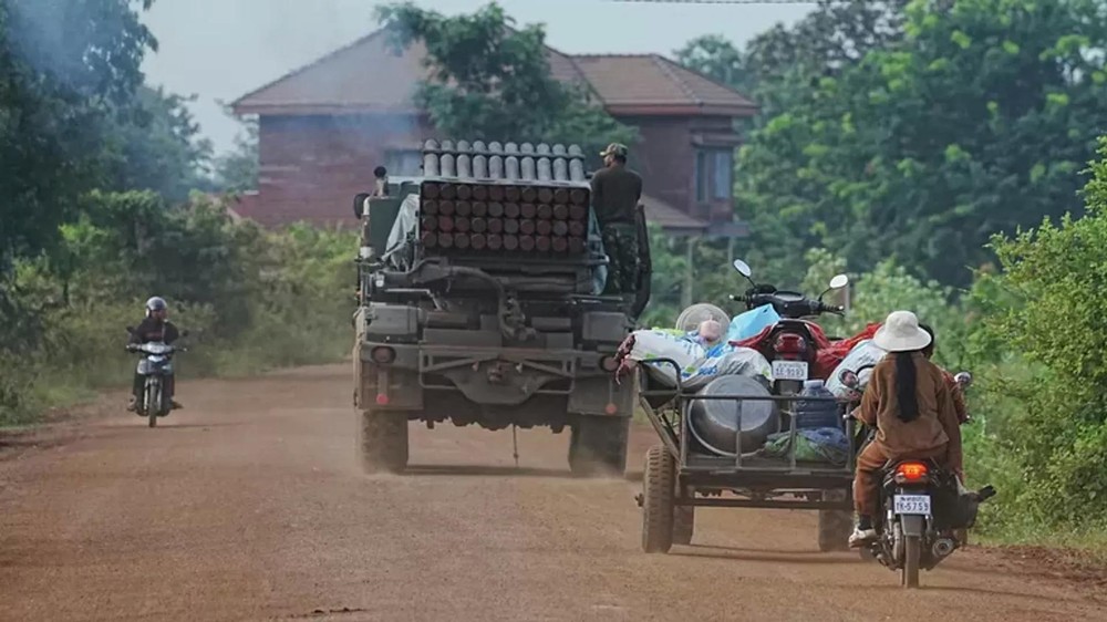 柬泰冲突已造成上百人伤亡。