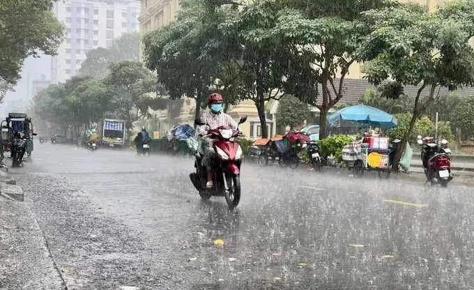 预报胡志明市和南部出现大范围雷阵雨。