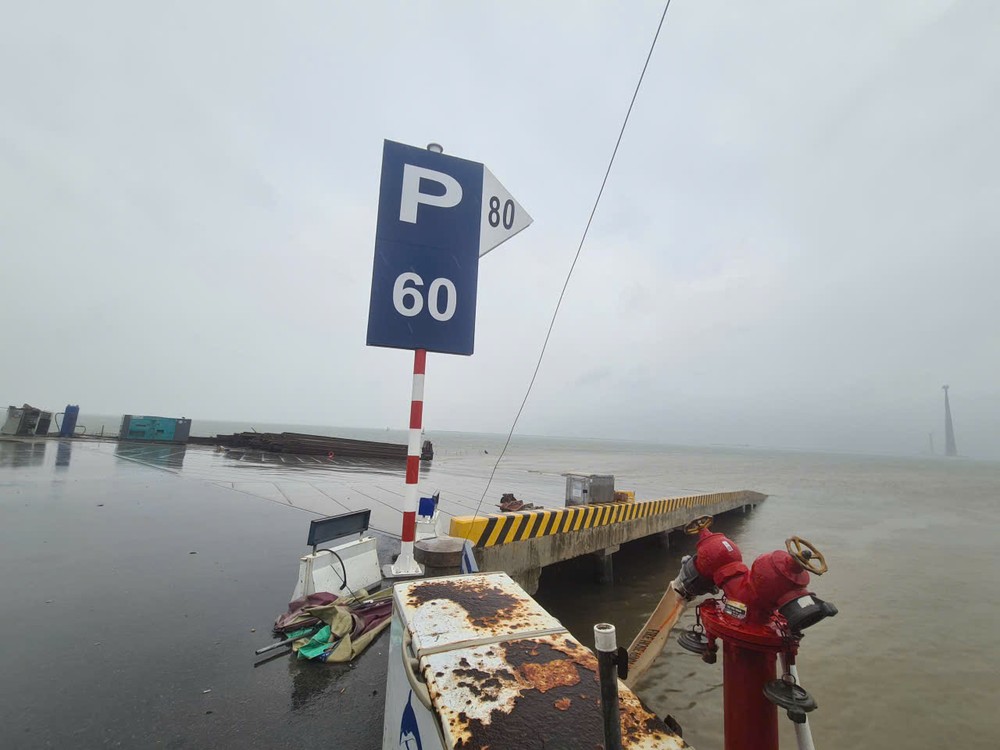 海防发布禁海令以防范第11号台风。