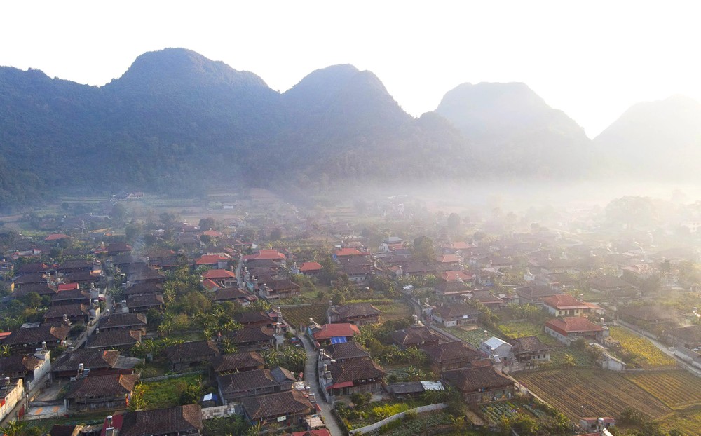琼山社区旅游村。