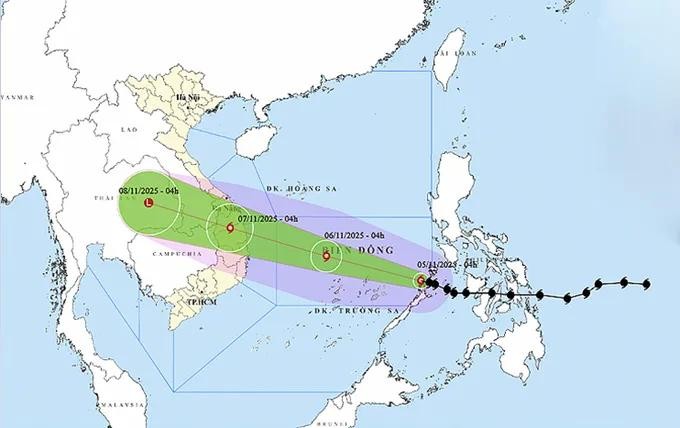 台风“海鸥”的路径及位置（图：WINDY.COM）。