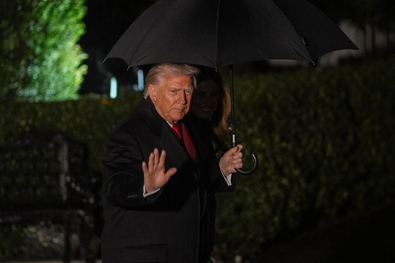 特朗普将派特使赴莫斯科讨论俄乌和平方案。