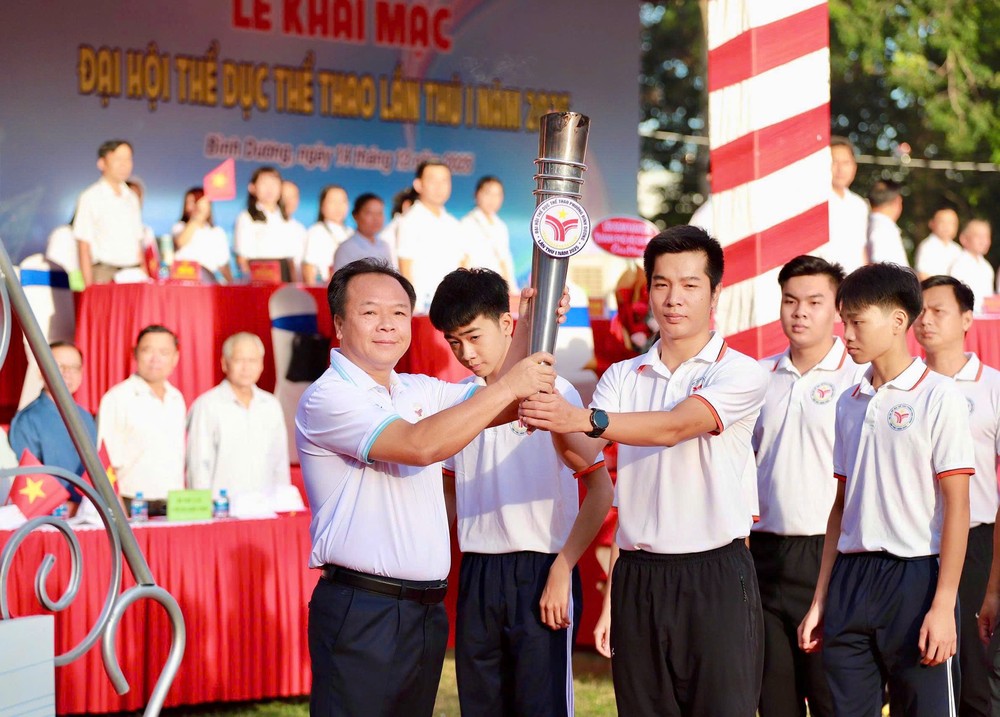 2  anh-5-tdtt-8018-1995.jpg