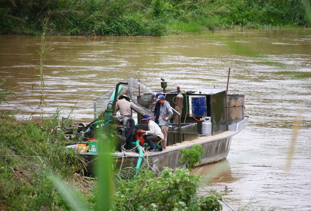 Lâm Đồng: Tước giấy phép nếu vi phạm trong quá trình khai thác khoáng sản ảnh 1