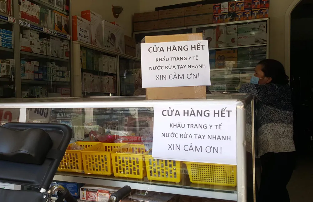 Đà Lạt: Tìm “đỏ mắt” cũng không mua được khẩu trang y tế ảnh 1 Đà Lạt: Tìm “đỏ mắt” cũng không mua được khẩu trang y tế ảnh 1