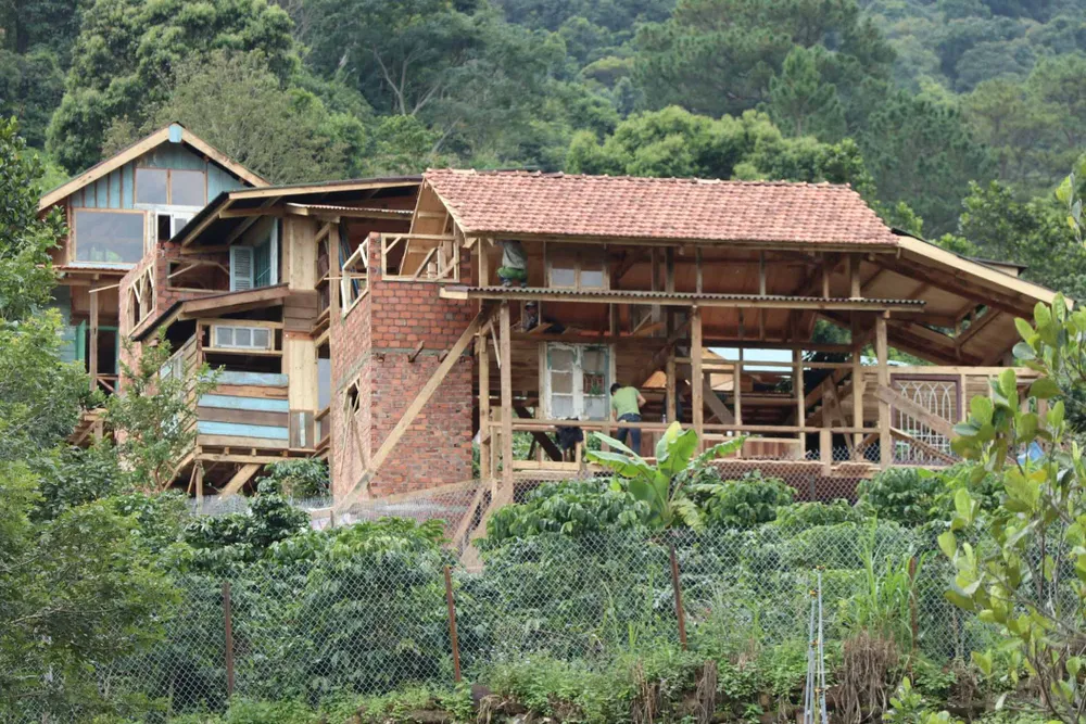 Hàng chục căn nhà xây dựng trái phép giữa đất rừng ở Lâm Đồng ảnh 2 Hàng chục căn nhà xây dựng trái phép giữa đất rừng ở Lâm Đồng ảnh 2