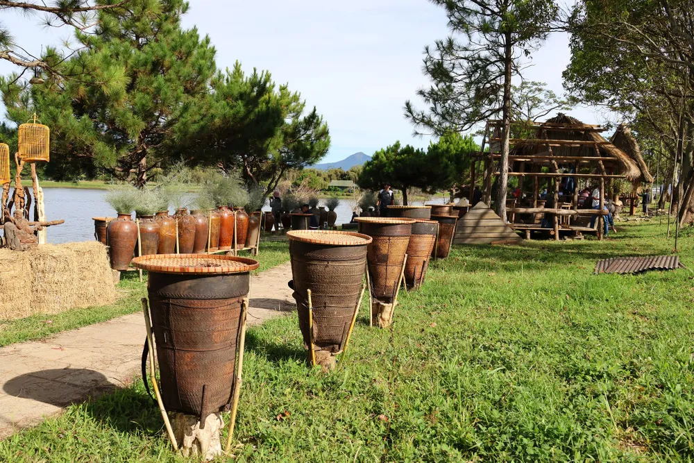 Thưởng lãm không gian văn hoá Tây Nguyên bên hồ Xuân Hương – Đà Lạt ảnh 4