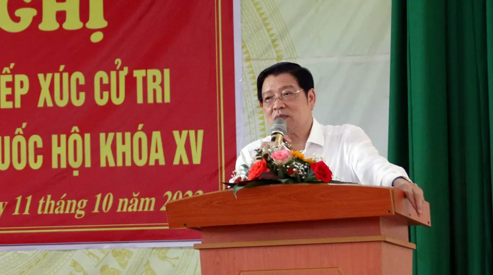 Đồng chí Phan Đình Trạc ghi nhận, tiếp thu ý kiến cử tri và giải trình làm rõ thêm một số nội dung tại buổi tiếp xúc cử tri Đồng chí Phan Đình Trạc ghi nhận, tiếp thu ý kiến cử tri và giải trình làm rõ thêm một số nội dung tại buổi tiếp xúc cử tri