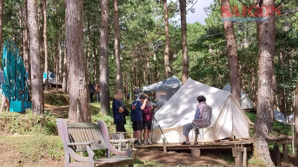 Khu vực cắm trại trái phép tại khu du lịch quốc gia hồ Tuyền Lâm