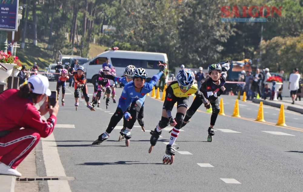350 VĐV dự giải đua Roller Sports các đội mạnh quốc gia