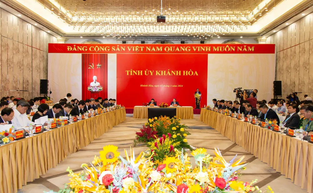 Quang cảnh buổi làm việc img-2317-6820.jpeg