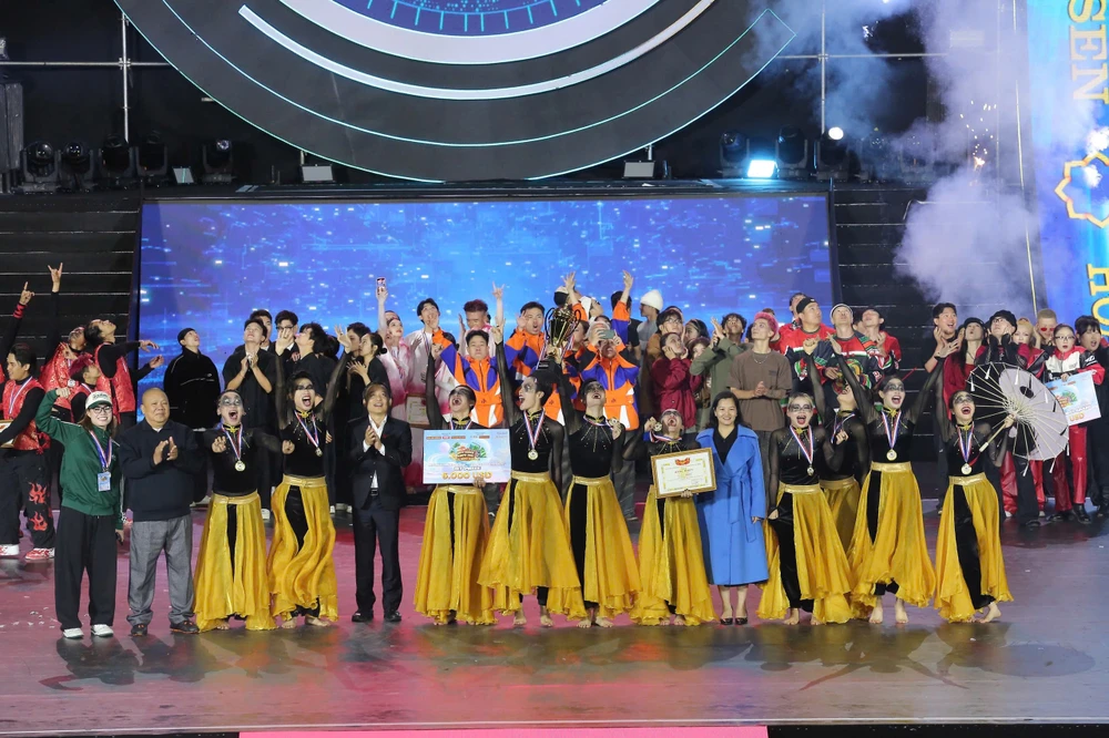 Quán quân Bảng Quốc tế Dalat Best Dance Crew 2025 thuộc về nhóm F.E.D CREW F.E.D CREW - Quán quân Showcase (2).jpg