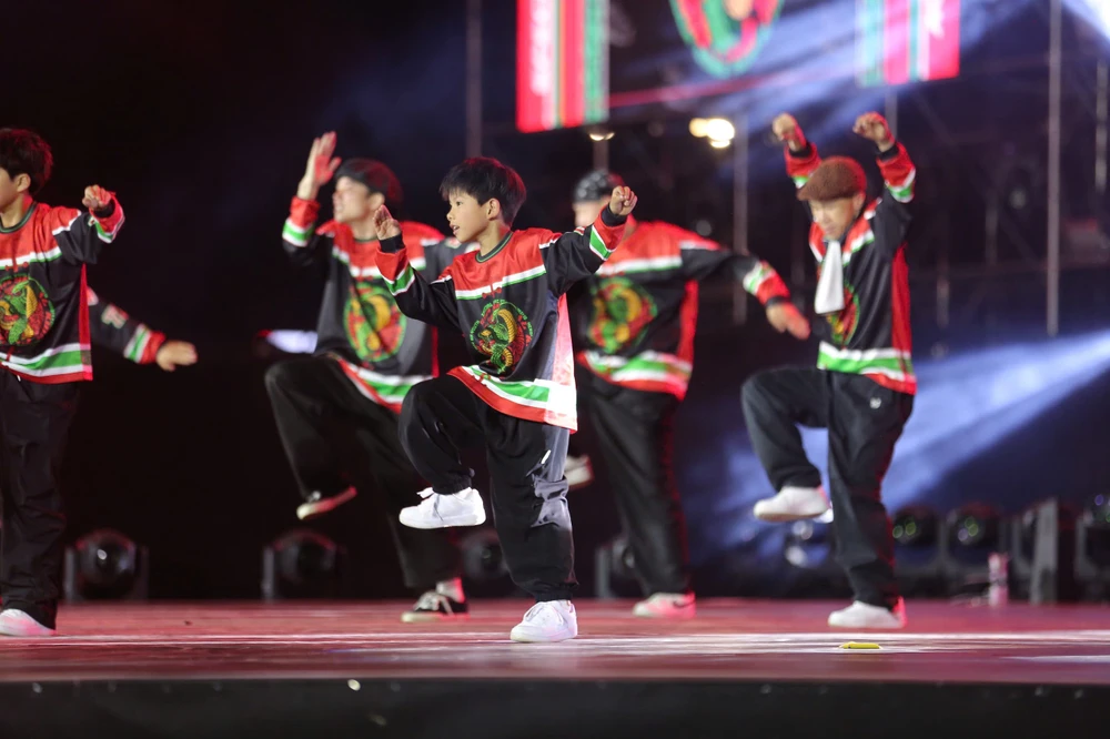 SPECIAL KING CREW (Trung Quốc).jpg