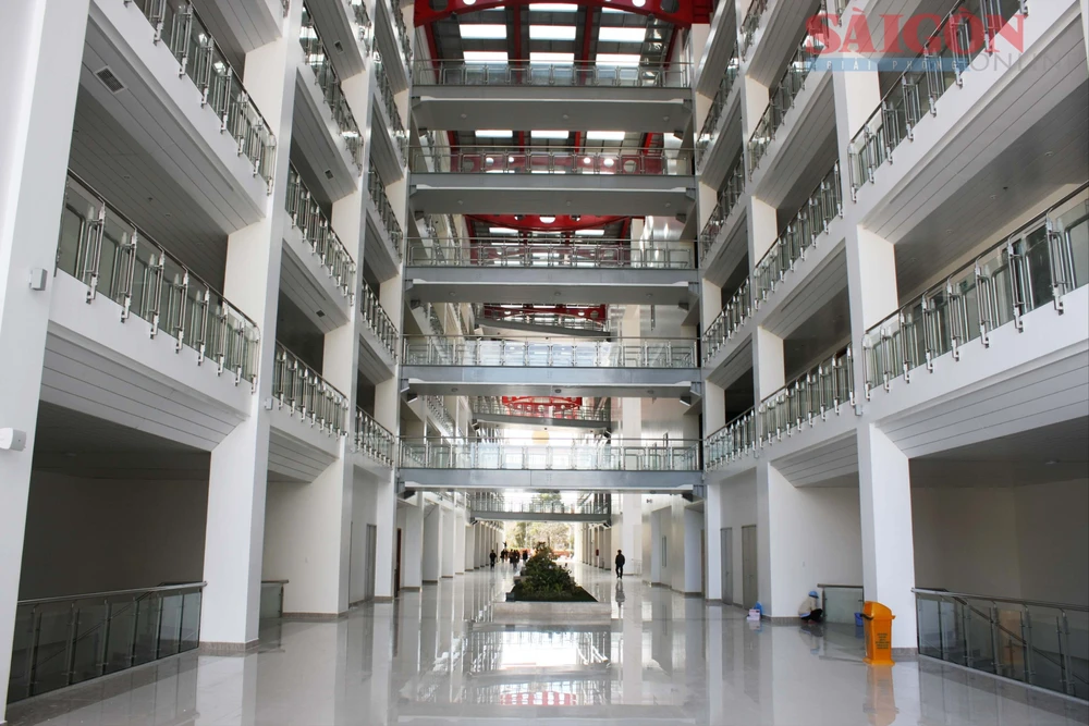 Trung tâm hành chính tỉnh Lâm Đồng hiện tại có diện tích sàn hơn 22.000m2. Ảnh: ĐOÀN KIÊN IMG_8406.JPG