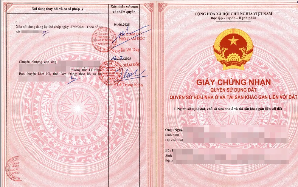 Giấy chứng nhận quyền sử dụng đất của người dân tỉnh Lâm Đồng được cấp trong ngày 14-7 Screenshot 2025-07-14 at 14.46.14 copy.jpg