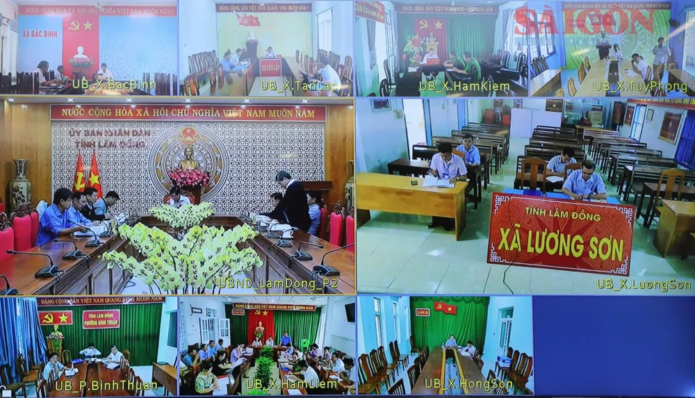 Cuộc họp kết nối tới 8 điểm cầu ở các xã, phường có dự án tái định cư. Ảnh: ĐOÀN KIÊN IMG_2887.jpg