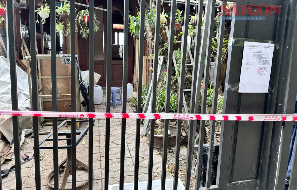 Phường Xuân Trường - Đà Lạt đã thông báo di dời đối với một số căn nhà xung quanh khu vực sạt lở để đảm bảo an toàn cho người dân IMG_5642.JPG