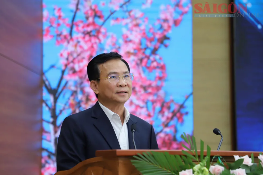 Chủ tịch UBND tỉnh Lâm Đồng Hồ Văn Mười phát động tại chương trình. Ảnh: ĐOÀN KIÊN IMG_3089.JPG