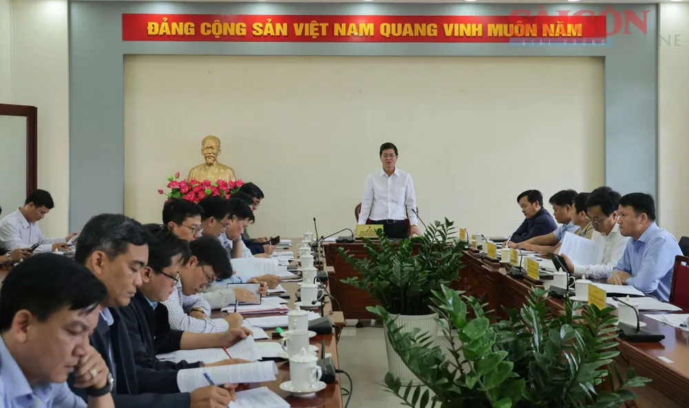 Ông Nguyễn Hồng Hải, Phó Chủ tịch UBND tỉnh Lâm Đồng chủ trì buổi làm việc. Ảnh: ĐOÀN KIÊN eee27a0e78eaf3b4aafb.jpg