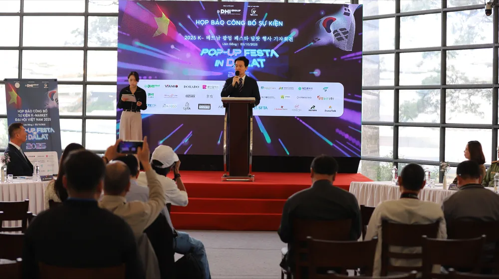 Ban tổ chức thông tin một số hoạt động sẽ diễn ra tại K-Mart Đại hội Việt Nam 2025, phường Xuân Hương - Đà Lạt, tỉnh Lâm Đồng IMG_5244.JPG