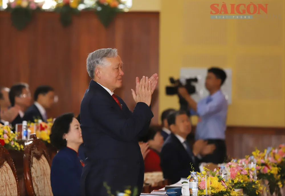 Đồng chí Nguyễn Hòa Bình, Ủy viên Bộ Chính trị, Phó Thủ tướng Thường trực Chính phủ, dự Đại hội. Ảnh: ĐOÀN KIÊN IMG_5503 copy.jpg