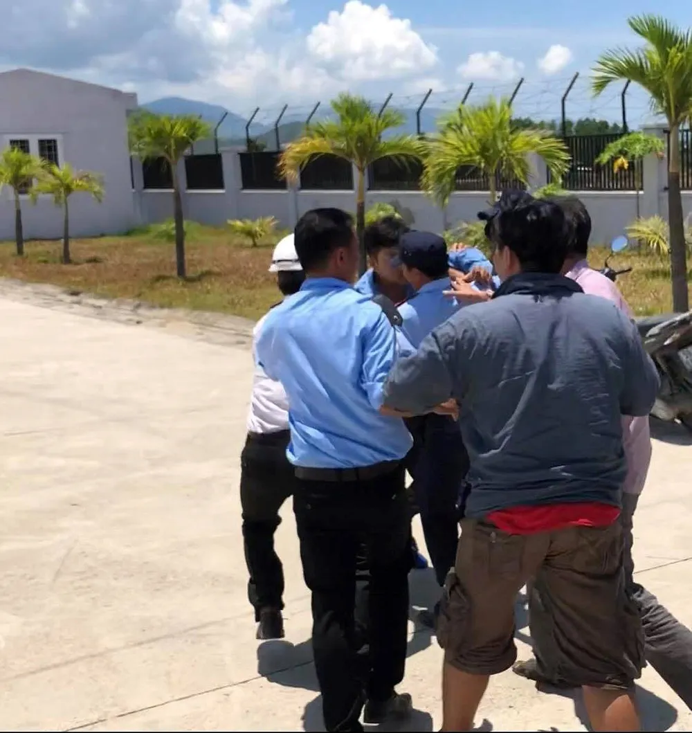 Tài xế tấn công nhân viên trạm BOT Ninh Lộc ảnh 2