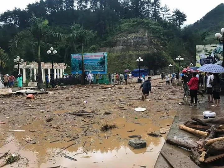 Ít nhất 20 người chết, mất tích do lũ quét ở các tỉnh phía Bắc  ảnh 14