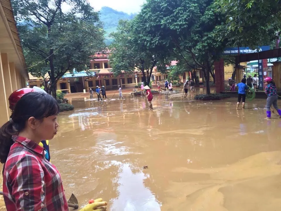 Ít nhất 20 người chết, mất tích do lũ quét ở các tỉnh phía Bắc  ảnh 7