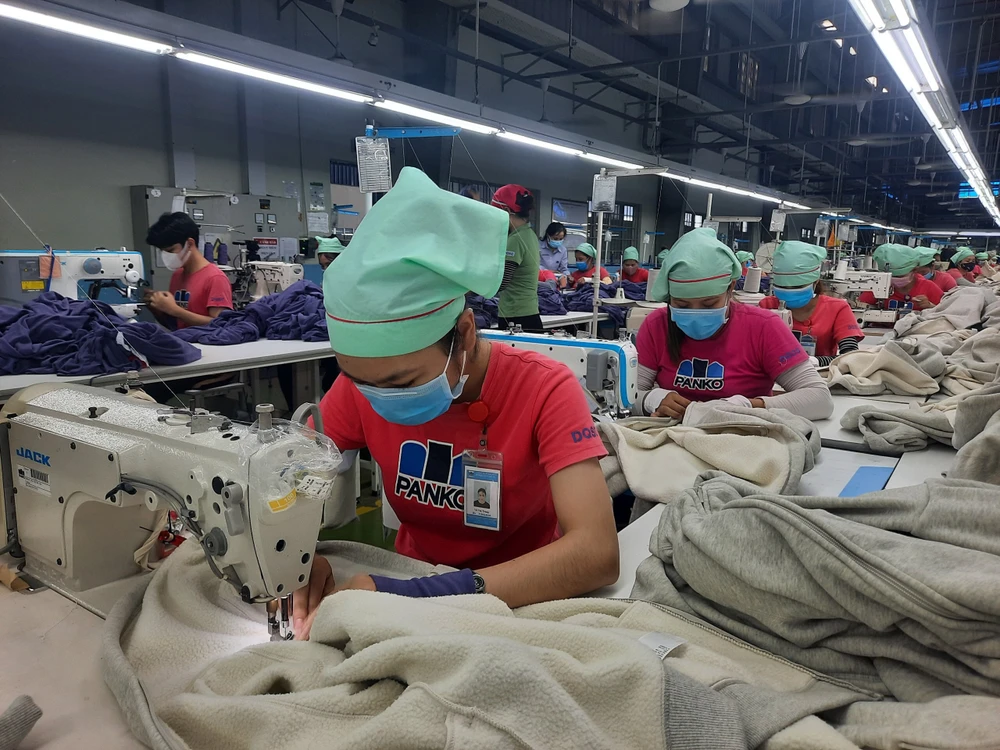 Chi hơn 45.000 tỷ đồng hỗ trợ thất nghiệp và giảm đóng bảo hiểm xã hội ảnh 2 Chi hơn 45.000 tỷ đồng hỗ trợ thất nghiệp và giảm đóng bảo hiểm xã hội ảnh 2