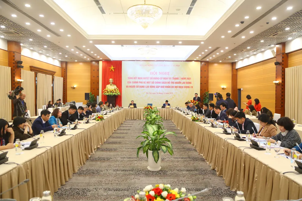 Quang cảnh hội nghị của Bộ LĐTB-XH sáng 26-12