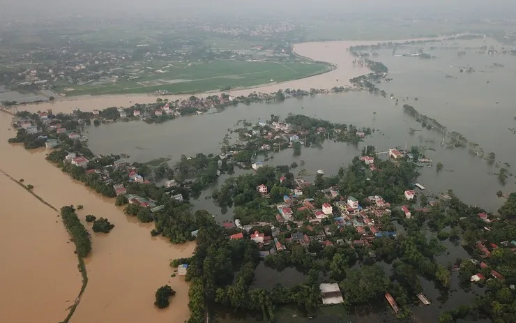Nước lũ sông Bùi dâng cao tràn vào làng mạc ở huyện Chương Mỹ (Hà Nội) năm 2018 Nước lũ sông Bùi dâng cao tràn vào làng mạc ở huyện Chương Mỹ (Hà Nội) năm 2018
