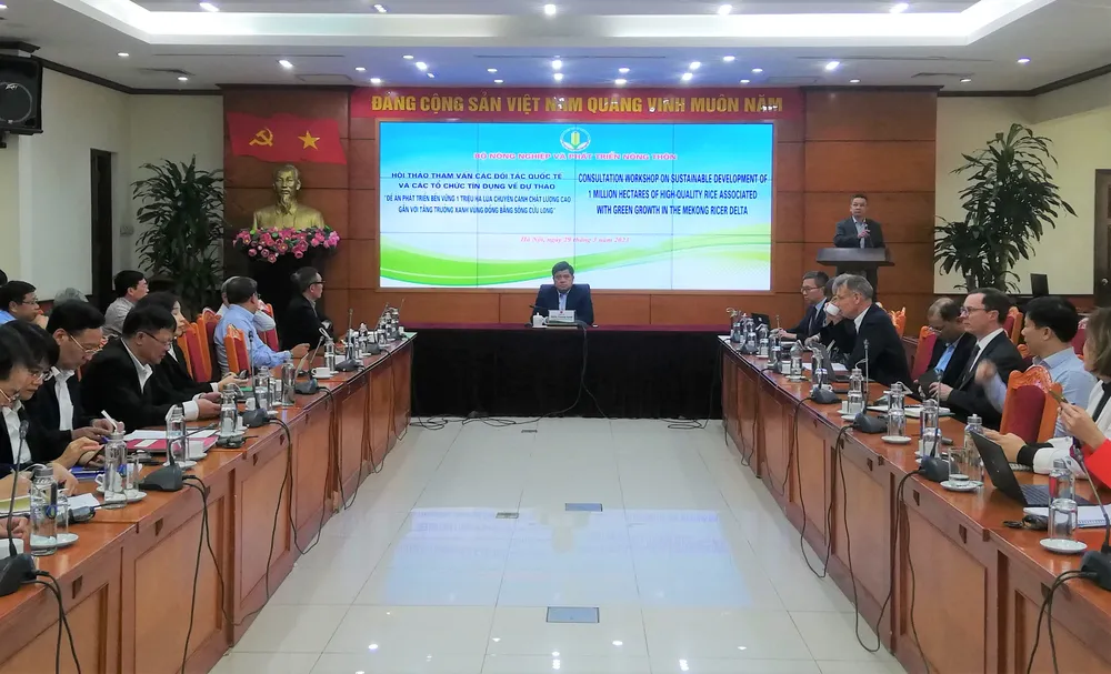 Hội thảo tham vấn các tổ chức quốc tế và các tổ chức tín dụng về Đề án 1 triệu ha lúa giảm phát thải Hội thảo tham vấn các tổ chức quốc tế và các tổ chức tín dụng về Đề án 1 triệu ha lúa giảm phát thải